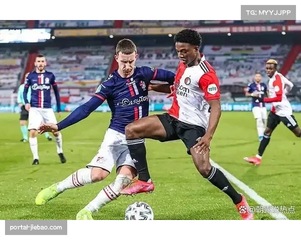 人物特写:伤愈复出的尤文小将伊林,在训练中加练左脚传中 人物特写:伤愈复出的尤文小将伊林,在训练中加练左脚传中